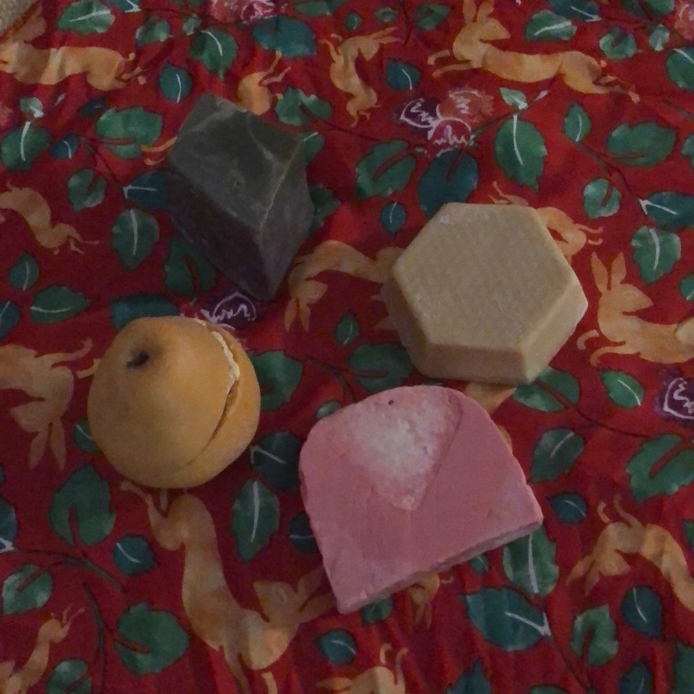 Lush soaps and knot wrap